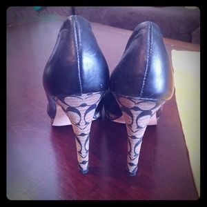 Coach Corkscrew Heels 6.5 B